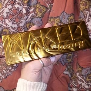 URBAN DECAY pallette